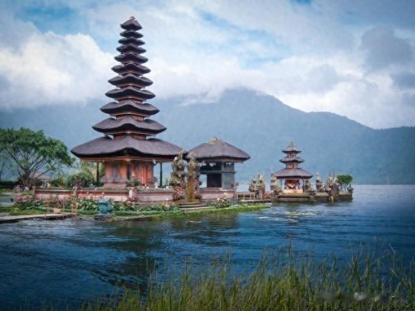 尊龙体育网二季度GDP同比增长0.1％-尊龙凯龙时「中国」官方网站